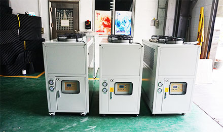 注塑行業(yè)冷水機(jī)組如何選型？